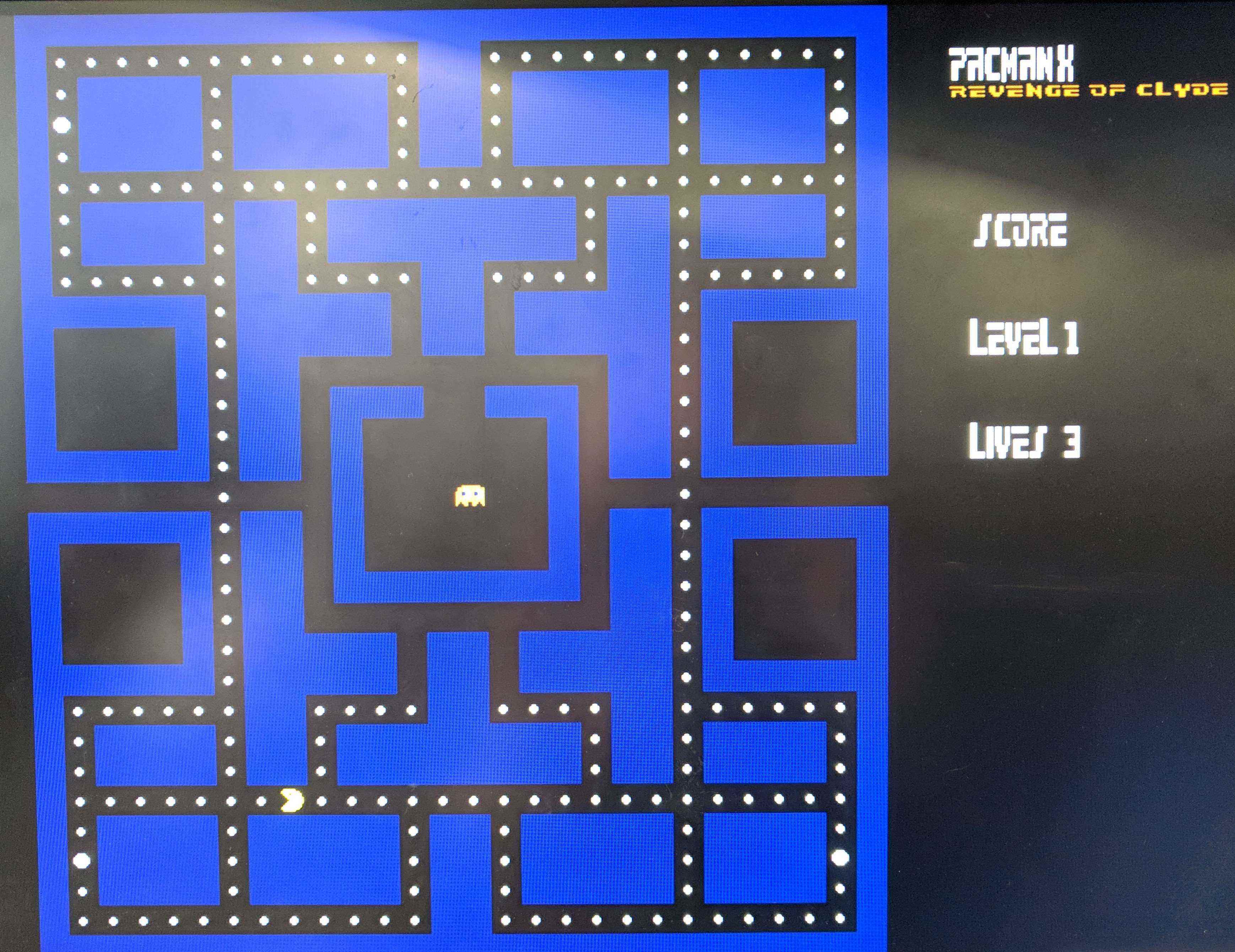 Picture of the first level of PacmanX